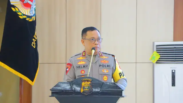 Kapolda Lampung, Irjen Pol Helmy Santika mengimbau kepada semua pihak untuk menanggalkan praktik politik uang yang bisa merusak integritas calon pemimpin.